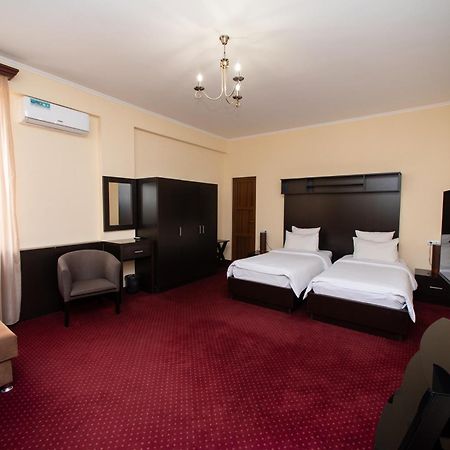 14 Floor Hotel Jerevan Rum bild